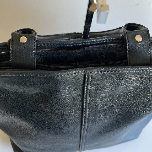 Aldo Black Soft Faux Leather Tote Bag - Picture 6 of 16